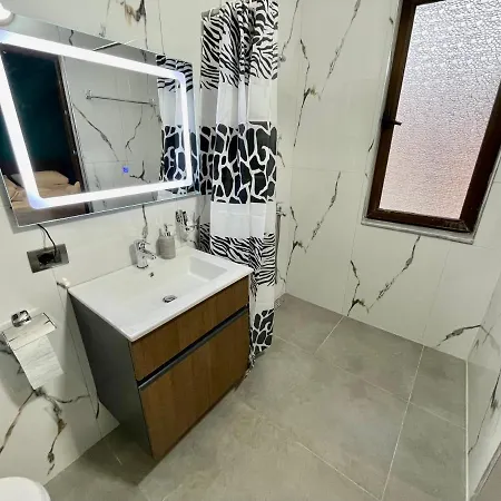 Keon Superb Apartamento Tirana