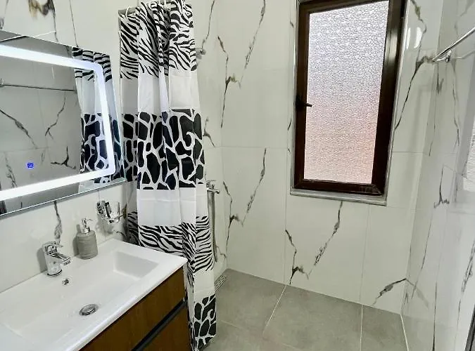 Keon Superb Apartament *