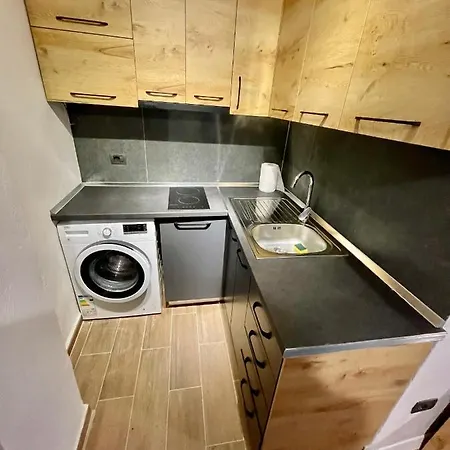 Keon Superb * 티라나